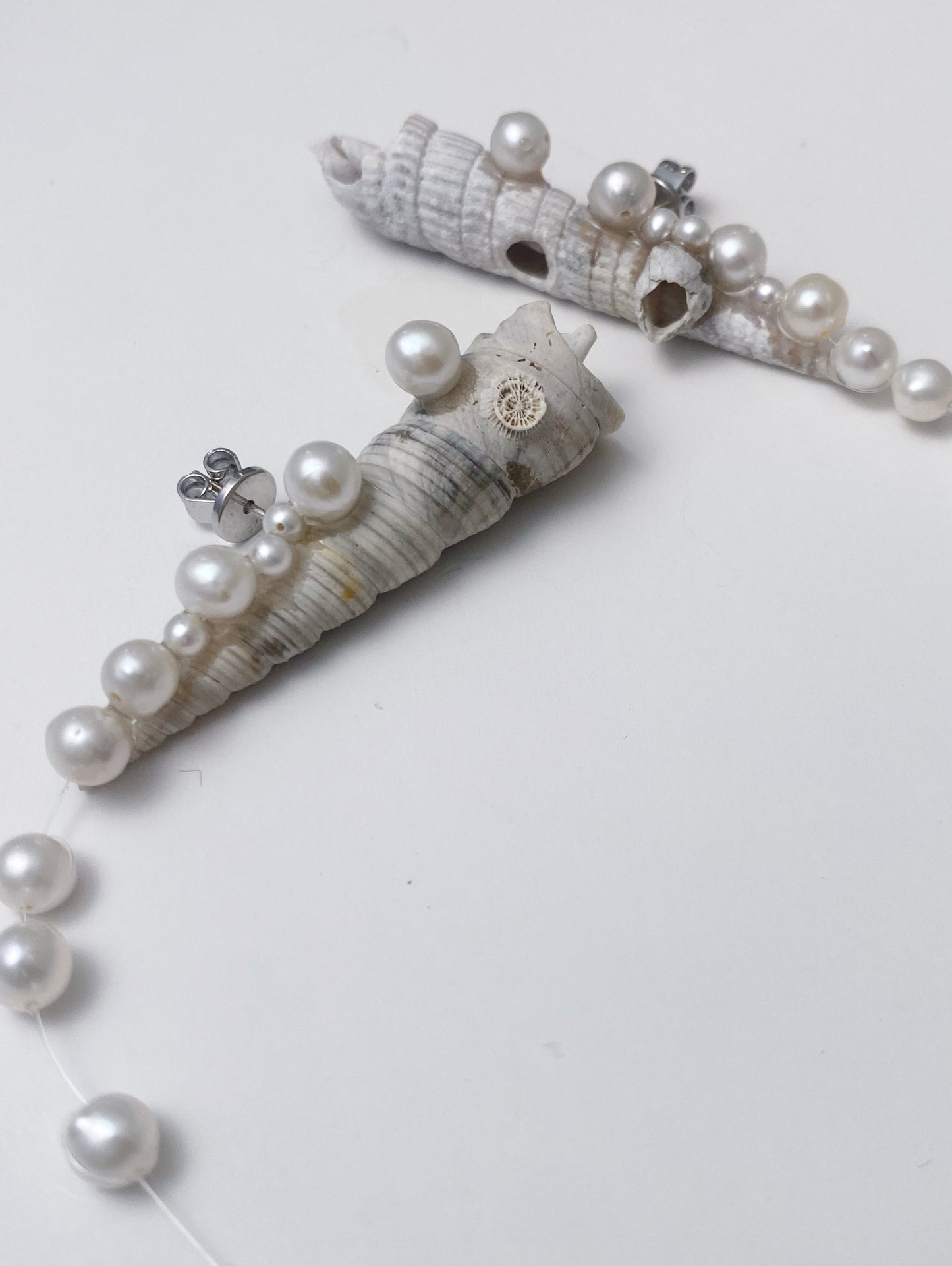 Maris Pearl Earrings