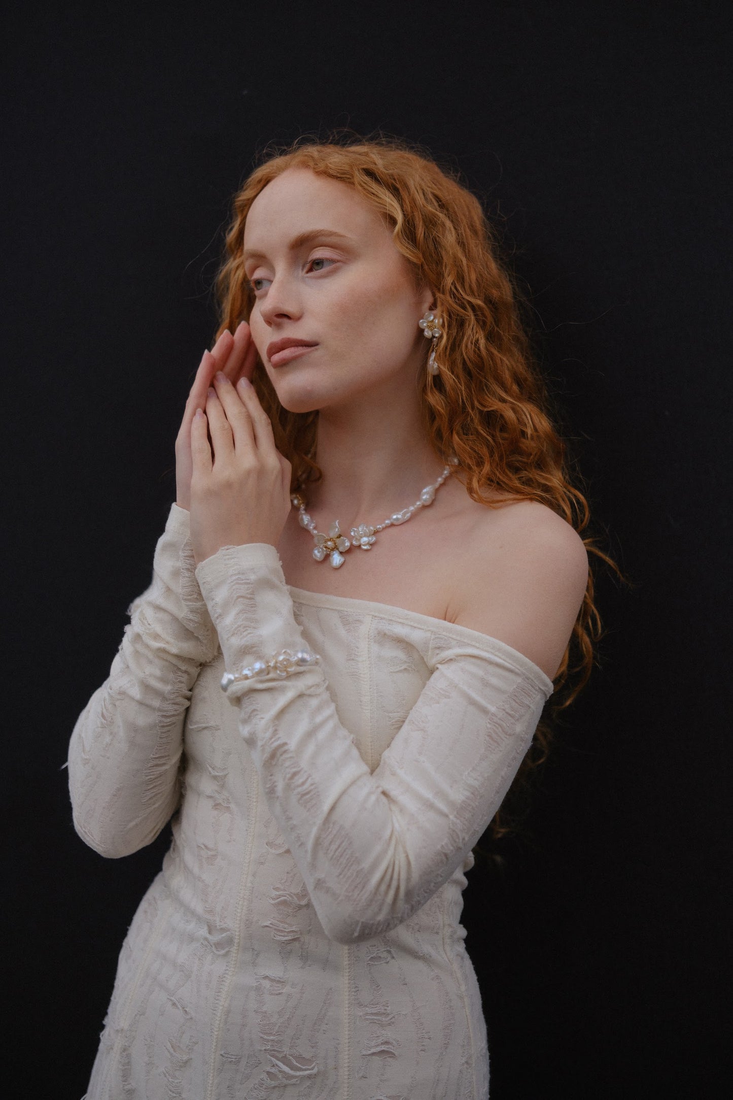 Mini Baroque White Keshi Pearl Flower Necklace №53