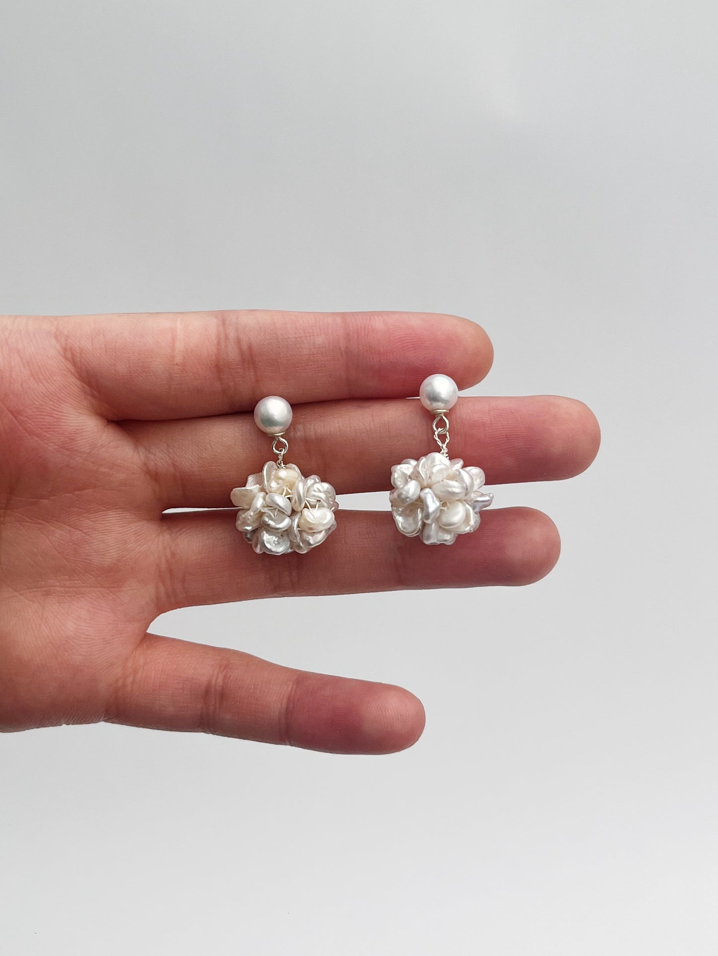 Classic Pearl Flower Hydrangea Earrings No.76