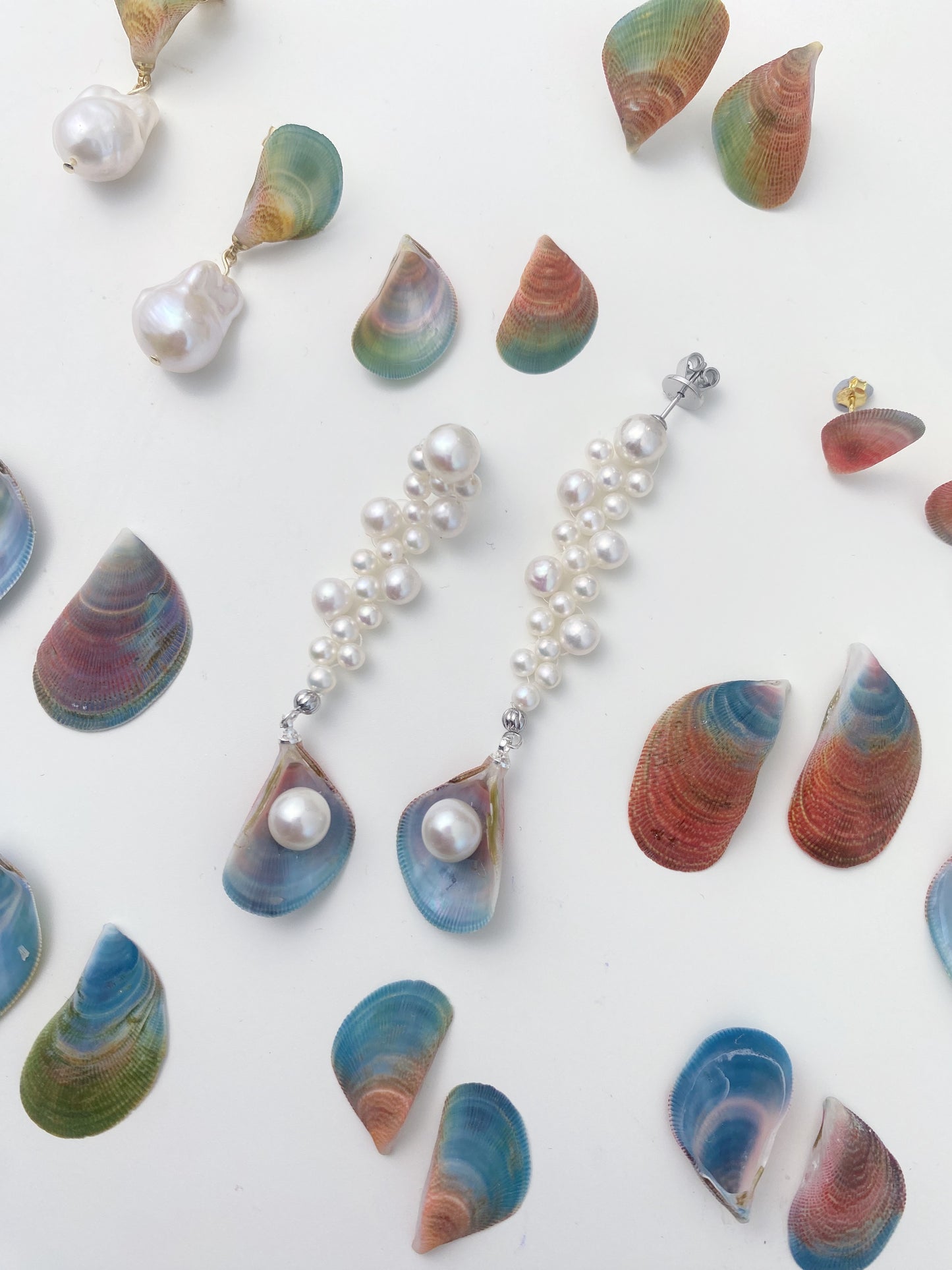 Sea Glow Rainbow Mussel Pearl Dangle Earrings