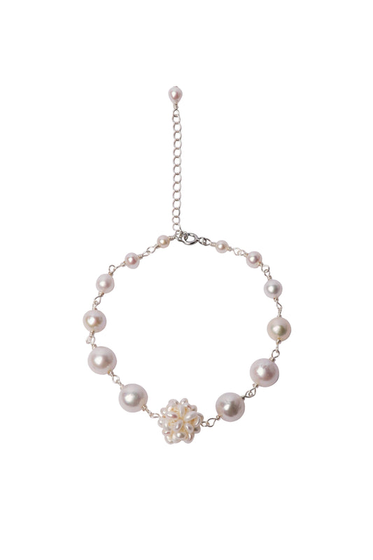 Hydrangea Pearl bracelet with a silver clasp on a white background