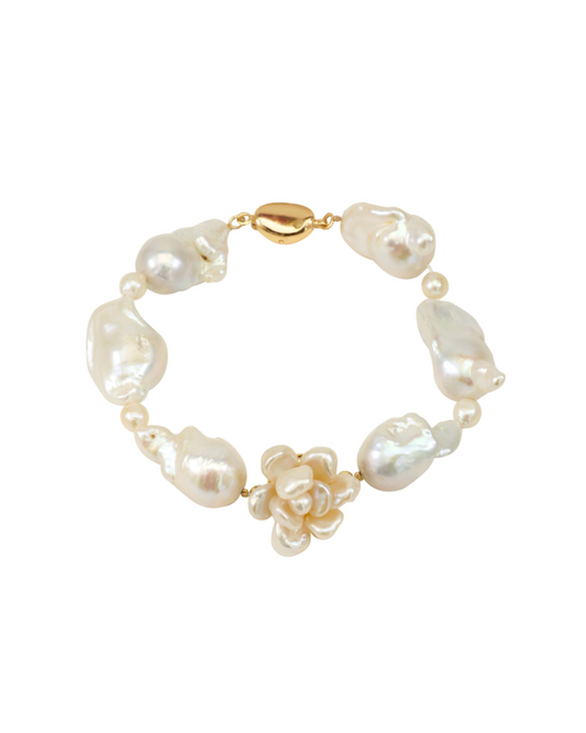 Mini Baroque White Keshi Pearl Flower Bracelet №55