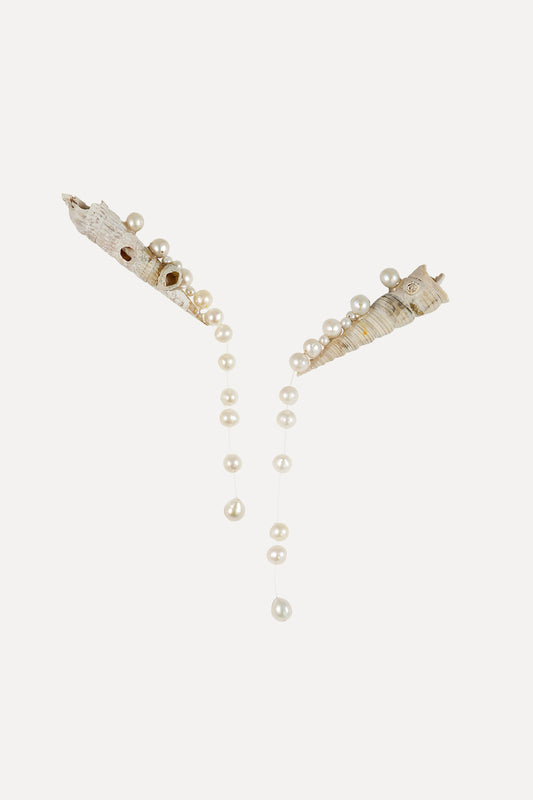 Maris Pearl Earrings